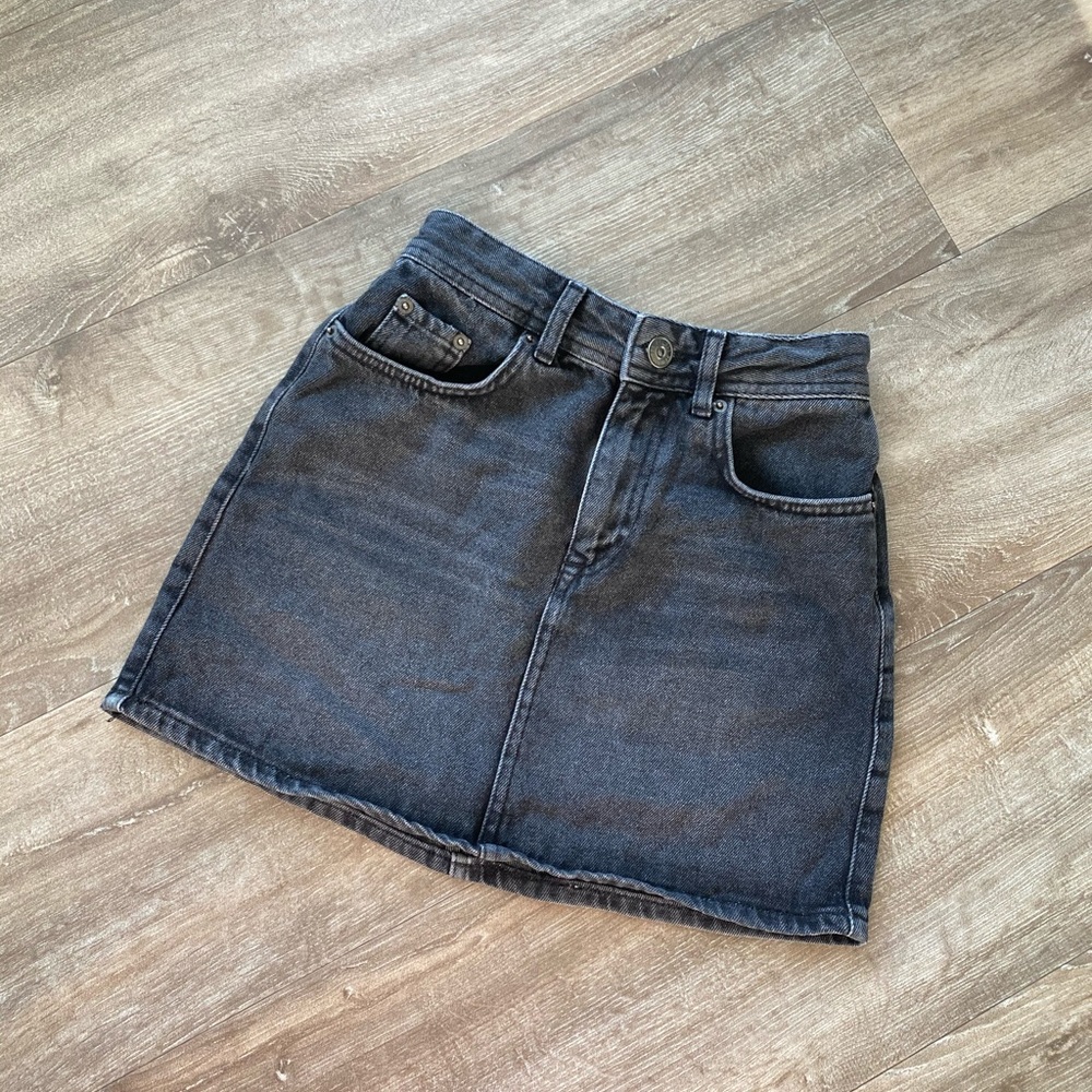 UO DENIM MINI SKIRT